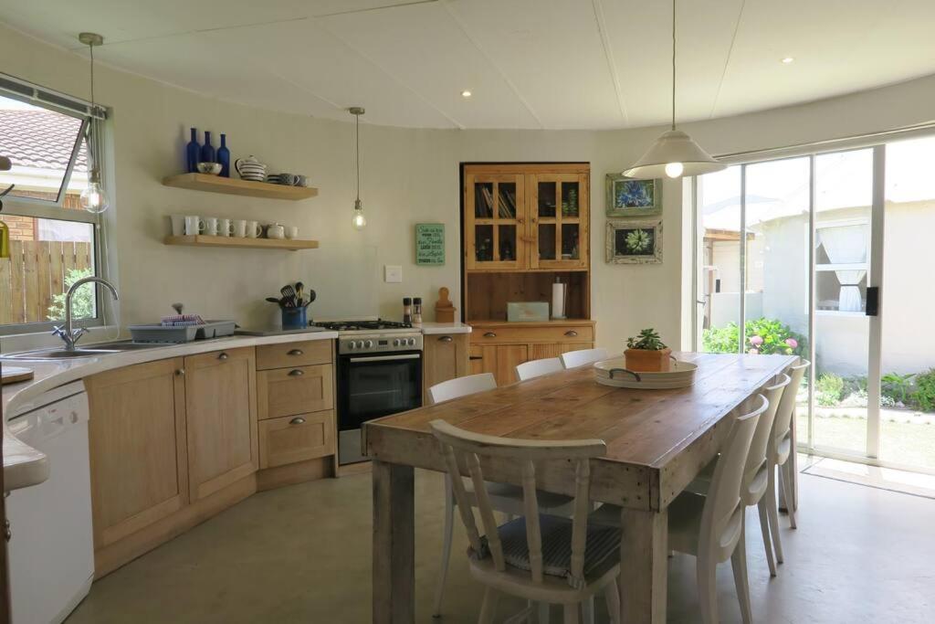 Charming Rondavels 100 Meters From Sea Casa de Férias Hermanus