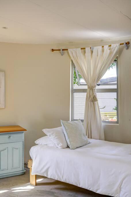 Charming Rondavels 100 Meters From Sea *