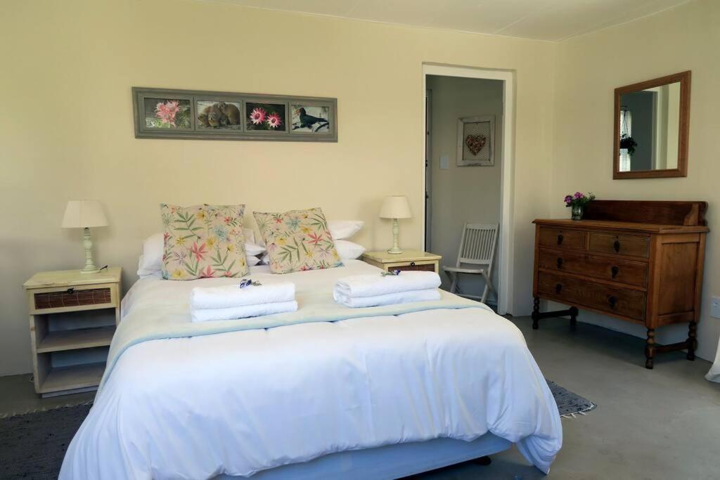 Casa de Férias Charming Rondavels 100 Meters From Sea Hermanus